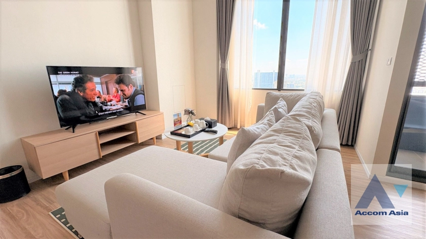 unitDuplex Condo |  2 Bedrooms  Condominium For Rent in Sukhumvit, Bangkok  near BTS On Nut (AA44562)