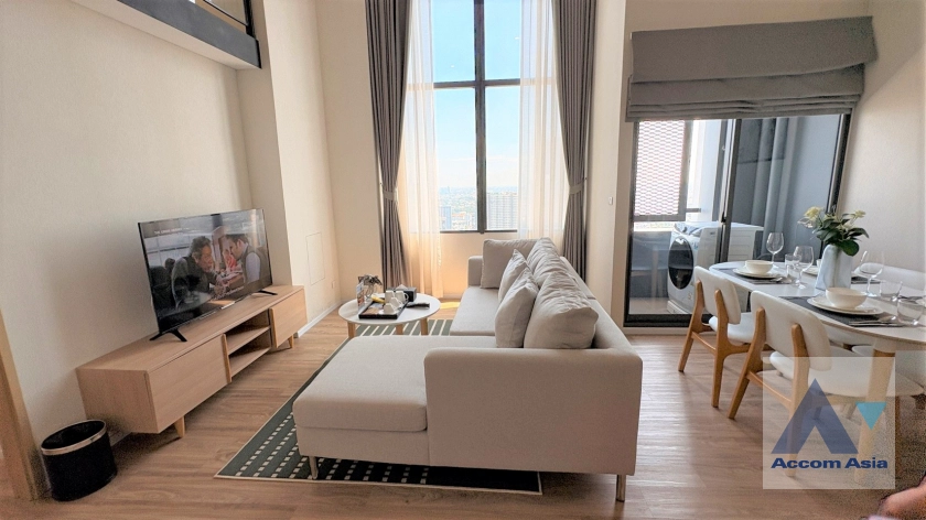 unitDuplex Condo |  2 Bedrooms  Condominium For Rent in Sukhumvit, Bangkok  near BTS On Nut (AA44562)