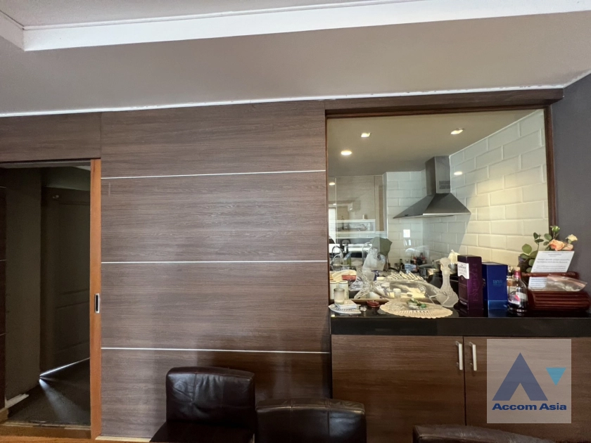 unitDuplex Condo, Pet friendly |  3 Bedrooms  Condominium For Sale in Sukhumvit, Bangkok  near BTS Thong Lo (AA44564)