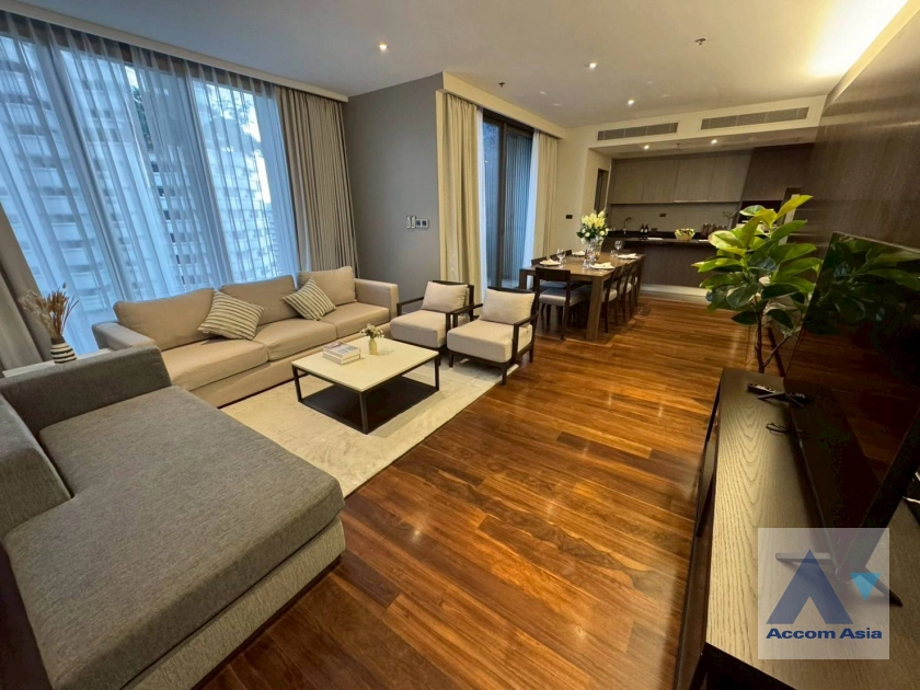 unit 3 Bedrooms  Apartment For Rent & Sale in Sukhumvit, Bangkok  (AA44565)