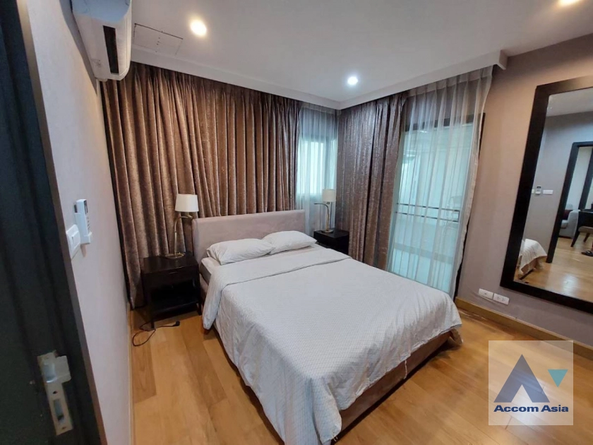 7  1 br Condominium For Rent in Sathorn ,Bangkok BTS Sala Daeng - MRT Lumphini at Sathorn Gardens AA44571
