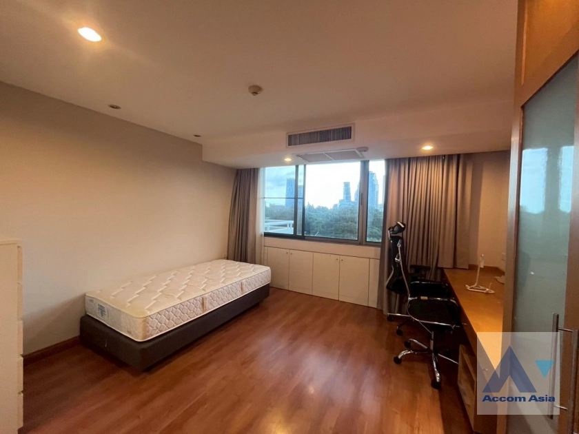 20  2 br Apartment for rent and sale in Ploenchit ,Bangkok BTS Ratchadamri at Step to Lumpini Park AA44573