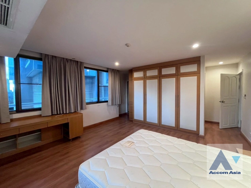 15  2 br Apartment for rent and sale in Ploenchit ,Bangkok BTS Ratchadamri at Step to Lumpini Park AA44573