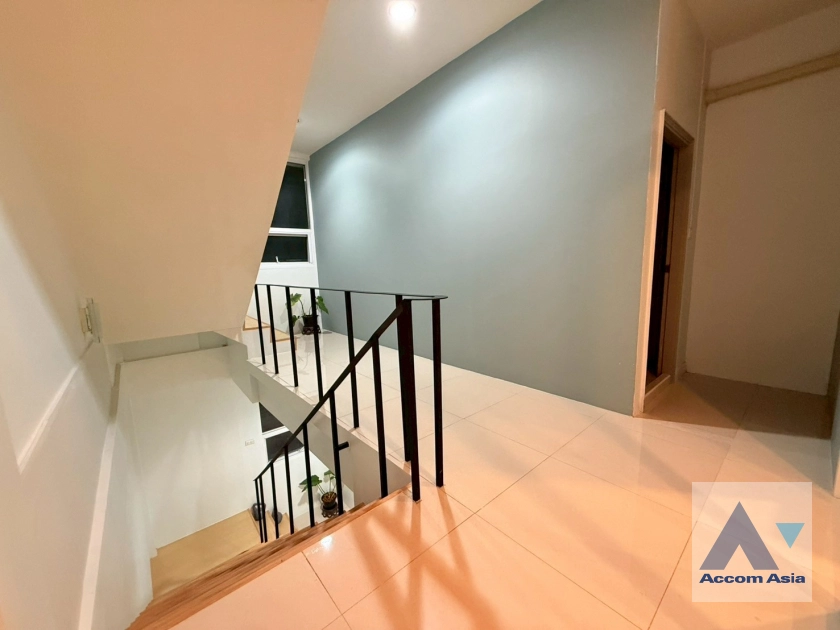 19  3 br Townhouse for rent and sale in Sukhumvit ,Bangkok BTS Phrom Phong - MRT Queen Sirikit National Convention Center AA44579