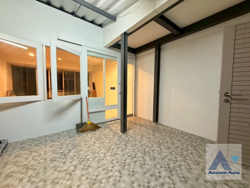 31  3 br Townhouse for rent and sale in Sukhumvit ,Bangkok BTS Phrom Phong - MRT Queen Sirikit National Convention Center AA44579