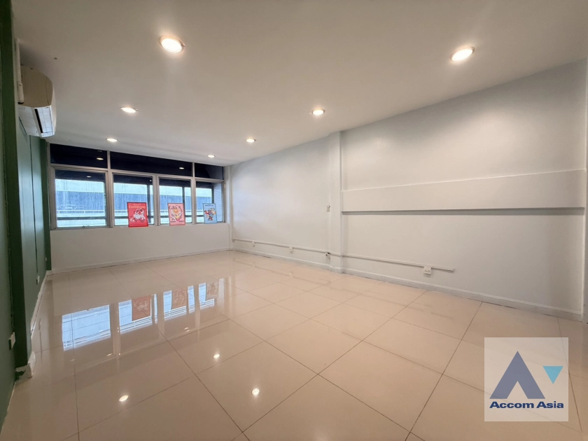 12  3 br Townhouse for rent and sale in Sukhumvit ,Bangkok BTS Phrom Phong - MRT Queen Sirikit National Convention Center AA44579