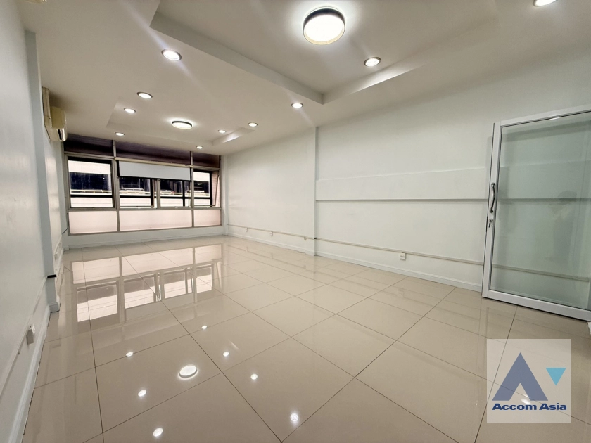 10  3 br Townhouse for rent and sale in Sukhumvit ,Bangkok BTS Phrom Phong - MRT Queen Sirikit National Convention Center AA44579