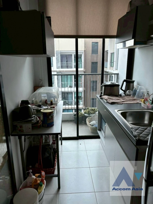 unit 2 Bedrooms  Condominium For Sale in Phaholyothin, Bangkok  near BTS Sena Nikhom (AA44580)
