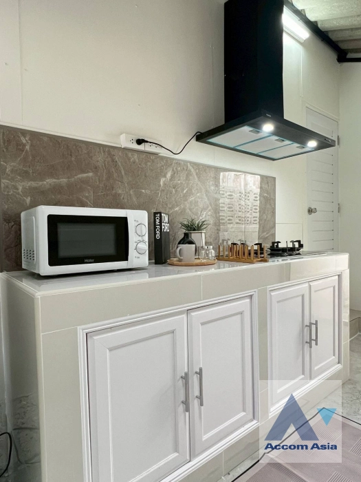 7  4 br House For Rent in Ratchadaphisek ,Bangkok MRT Huai Khwang AA44585