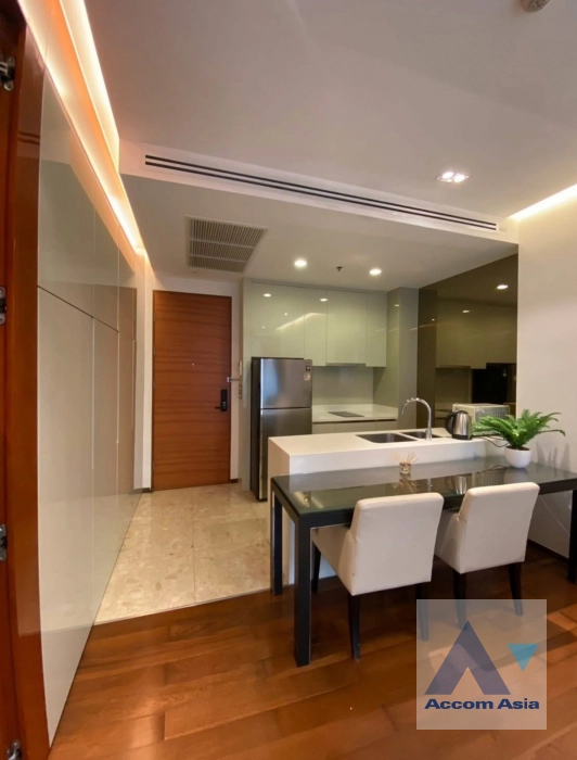 unit 1 Bedroom  Condominium For Rent & Sale in Sukhumvit, Bangkok  near BTS Phrom Phong (AA44587)