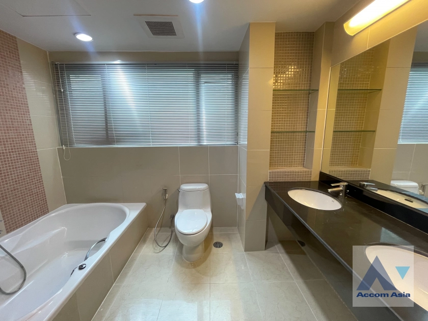 10  2 br Apartment For Rent in Sukhumvit ,Bangkok BTS Phrom Phong at Perfect for a big family AA44589