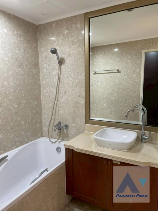 9  2 br Condominium for rent and sale in Ploenchit ,Bangkok BTS Ploenchit at Baan Siri Ruedee AA44592