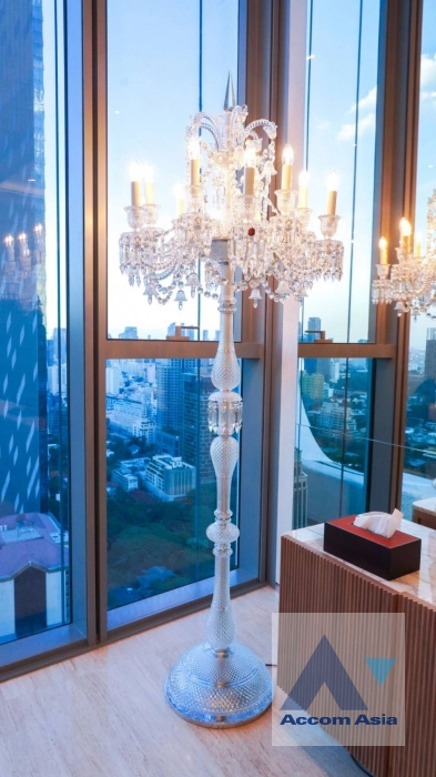 6  3 br Condominium For Sale in Ploenchit ,Bangkok BTS Chitlom at Scope Langsuan AA44596