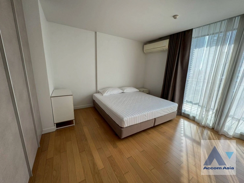 11  1 br Apartment for rent and sale in Sukhumvit ,Bangkok BTS Phrom Phong at Living In Bangkok AA44597