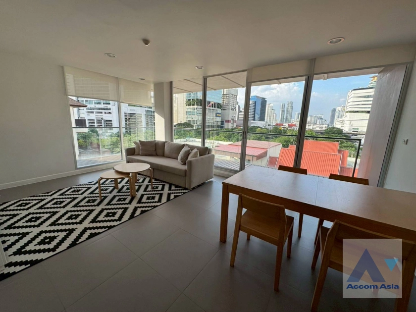 unit 1 Bedroom  Apartment For Rent & Sale in Sukhumvit, Bangkok  near BTS Phrom Phong (AA44597)