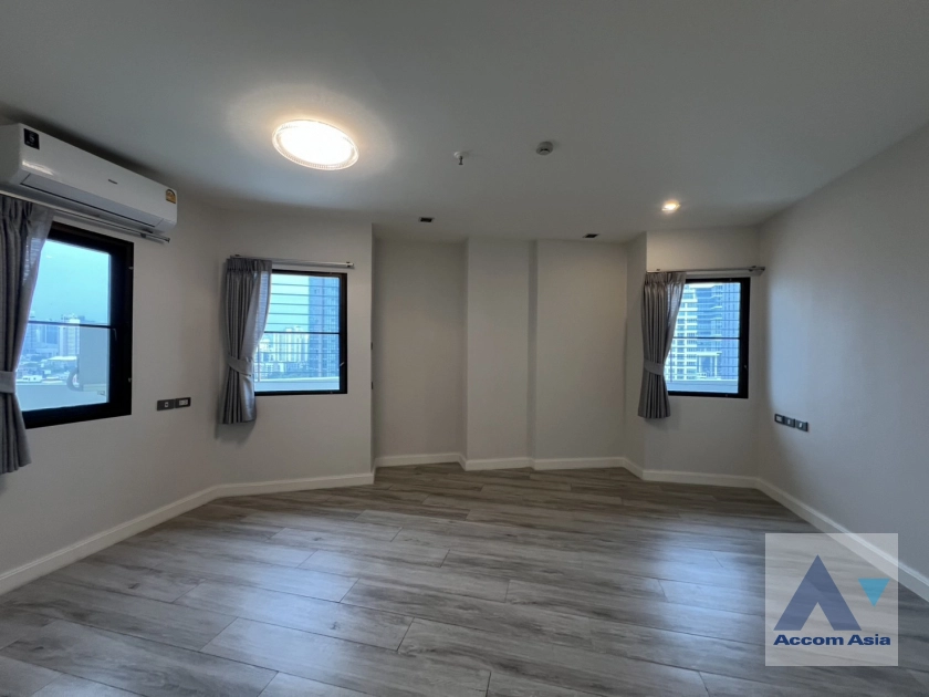 6  2 br Condominium For Sale in Sukhumvit ,Bangkok BTS Thong Lo at Fifty Fifth Tower AA44599