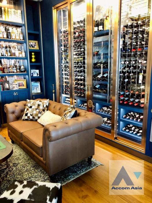 6  4 br Condominium For Sale in Ploenchit ,Bangkok BTS Chitlom at The Residences at Sindhorn Kempinski Hotel Bangkok AA44600