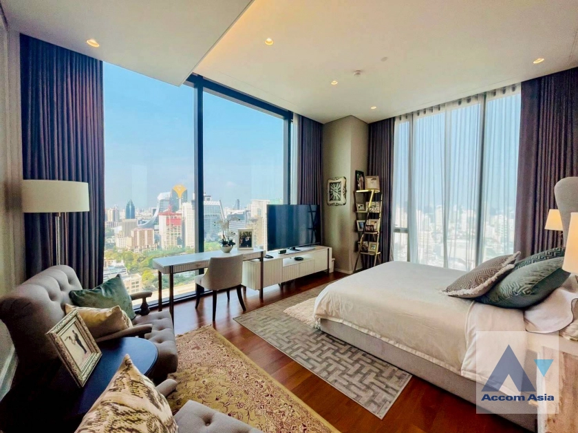 10  4 br Condominium For Sale in Ploenchit ,Bangkok BTS Chitlom at The Residences at Sindhorn Kempinski Hotel Bangkok AA44600