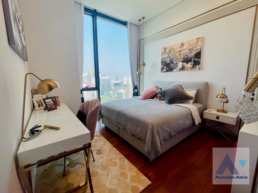 13  4 br Condominium For Sale in Ploenchit ,Bangkok BTS Chitlom at The Residences at Sindhorn Kempinski Hotel Bangkok AA44600