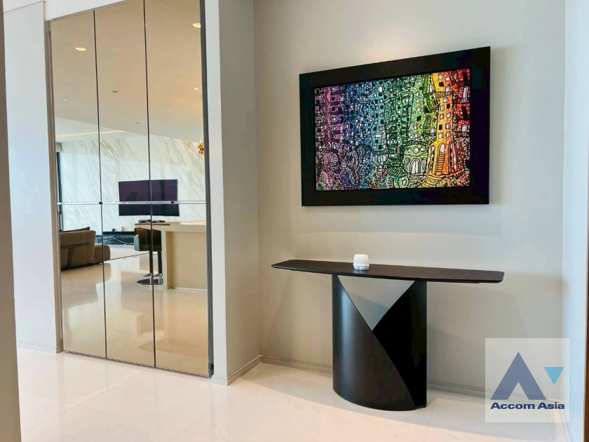 8  4 br Condominium For Sale in Ploenchit ,Bangkok BTS Chitlom at The Residences at Sindhorn Kempinski Hotel Bangkok AA44601