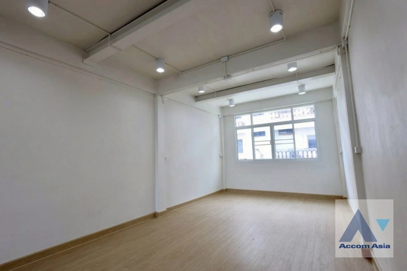 7  6 br House For Rent in Sathorn ,Bangkok  AA44603