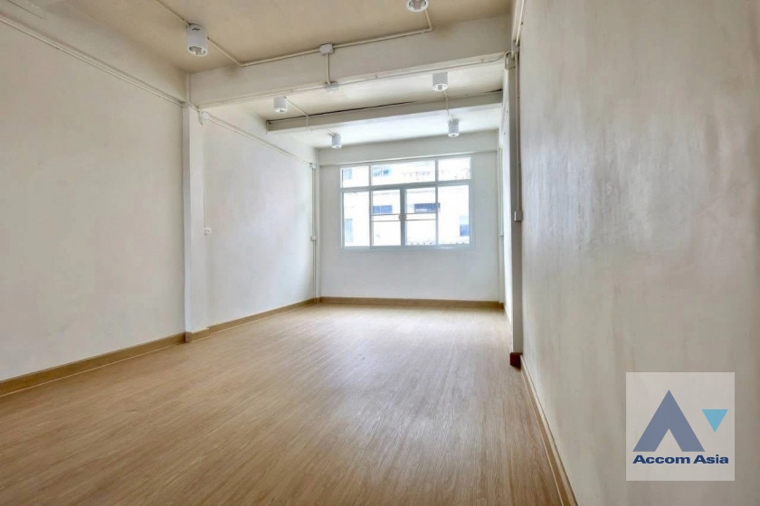 5  6 br House For Rent in Sathorn ,Bangkok  AA44603