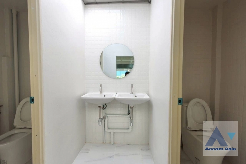 8  6 br House For Rent in Sathorn ,Bangkok  AA44603