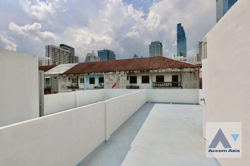 11  6 br House For Rent in Sathorn ,Bangkok  AA44603