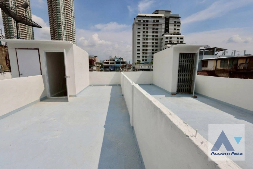 12  6 br House For Rent in Sathorn ,Bangkok  AA44603