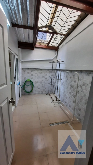 18  5 br House for rent and sale in Pattanakarn ,Bangkok ARL Hua Mak at Baan Varatorn Ville  AA44606