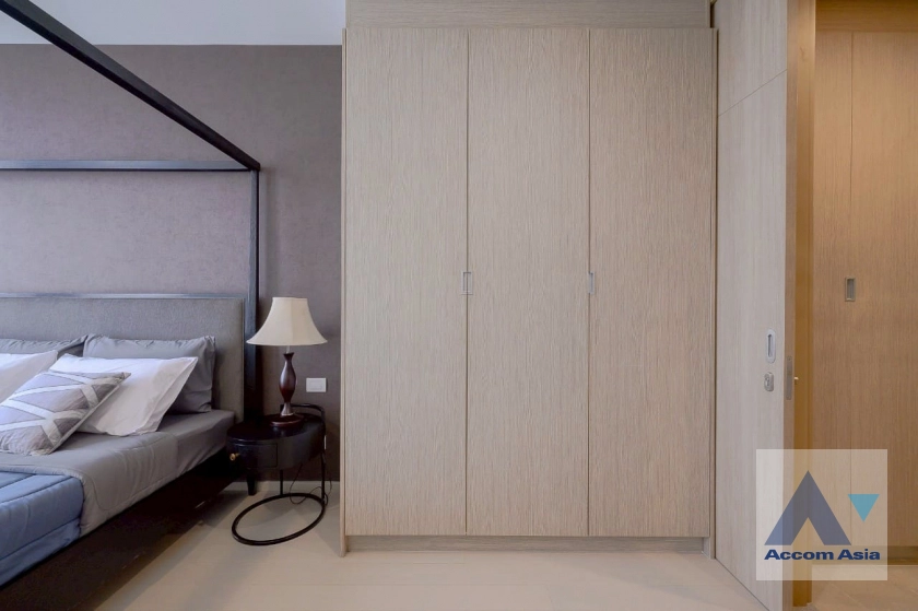 14  1 br Condominium For Sale in Ploenchit ,Bangkok BTS Ploenchit at Noble Ploenchit AA44611