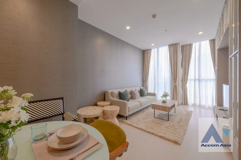  1  1 br Condominium For Sale in Ploenchit ,Bangkok BTS Ploenchit at Noble Ploenchit AA44611