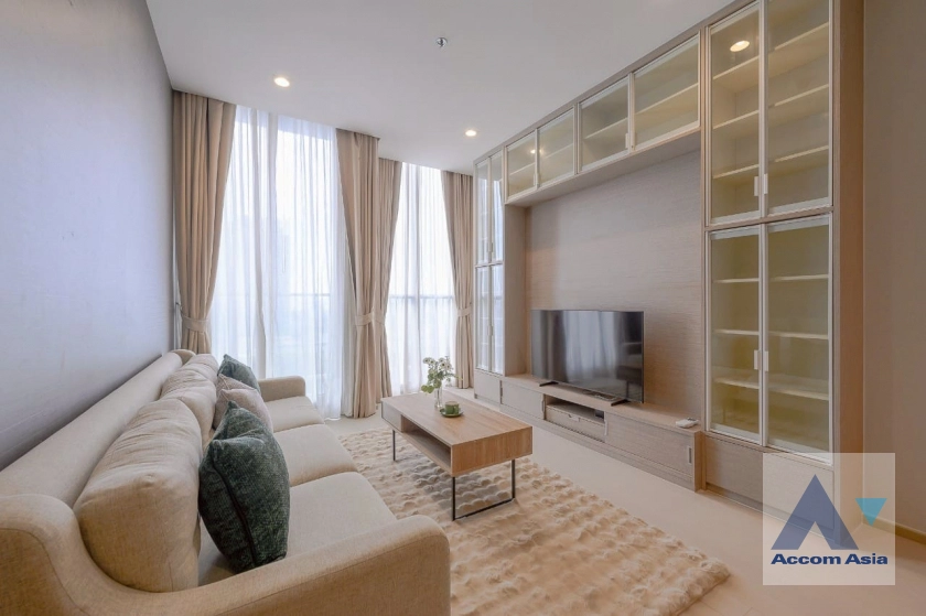 unit 1 Bedroom  Condominium For Sale in Ploenchit, Bangkok  near BTS Ploenchit (AA44611)