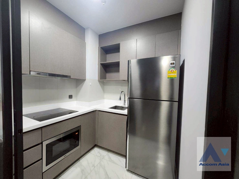 unit 2 Bedrooms  Condominium For Rent & Sale in Sukhumvit, Bangkok  near BTS Ekkamai (AA44625)