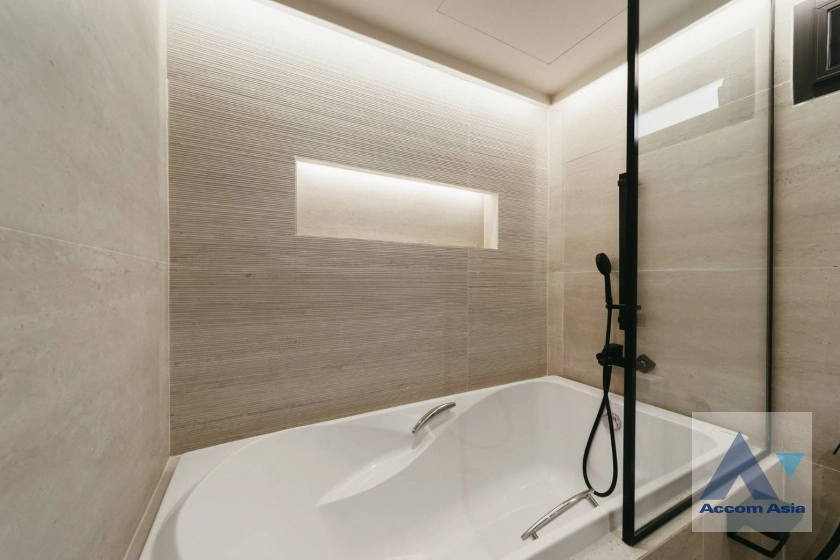 23  5 br Townhouse for rent and sale in Sukhumvit ,Bangkok BTS Phra khanong at Regent 71 AA44628