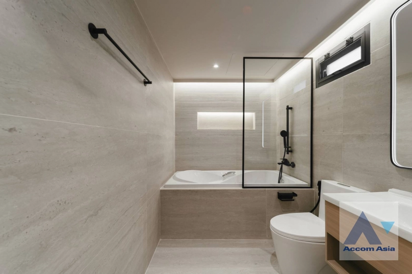 21  5 br Townhouse for rent and sale in Sukhumvit ,Bangkok BTS Phra khanong at Regent 71 AA44628