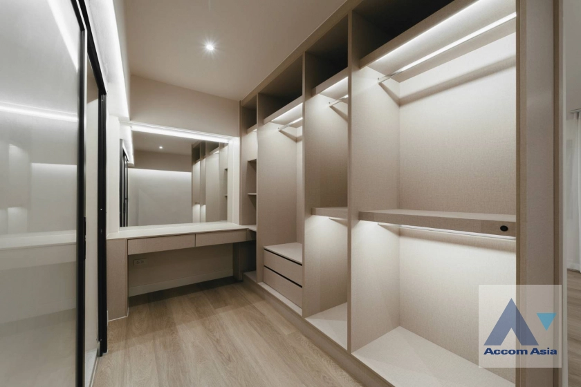 16  5 br Townhouse for rent and sale in Sukhumvit ,Bangkok BTS Phra khanong at Regent 71 AA44628