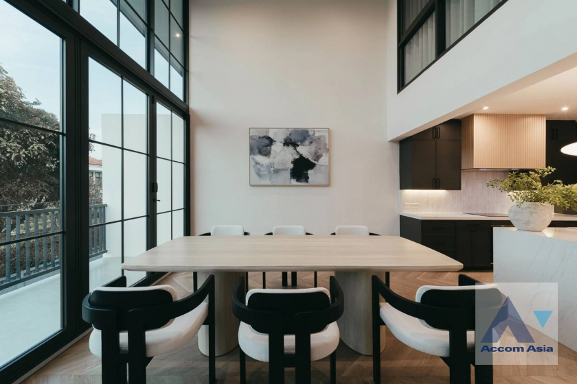 5  5 br Townhouse for rent and sale in Sukhumvit ,Bangkok BTS Phra khanong at Regent 71 AA44628