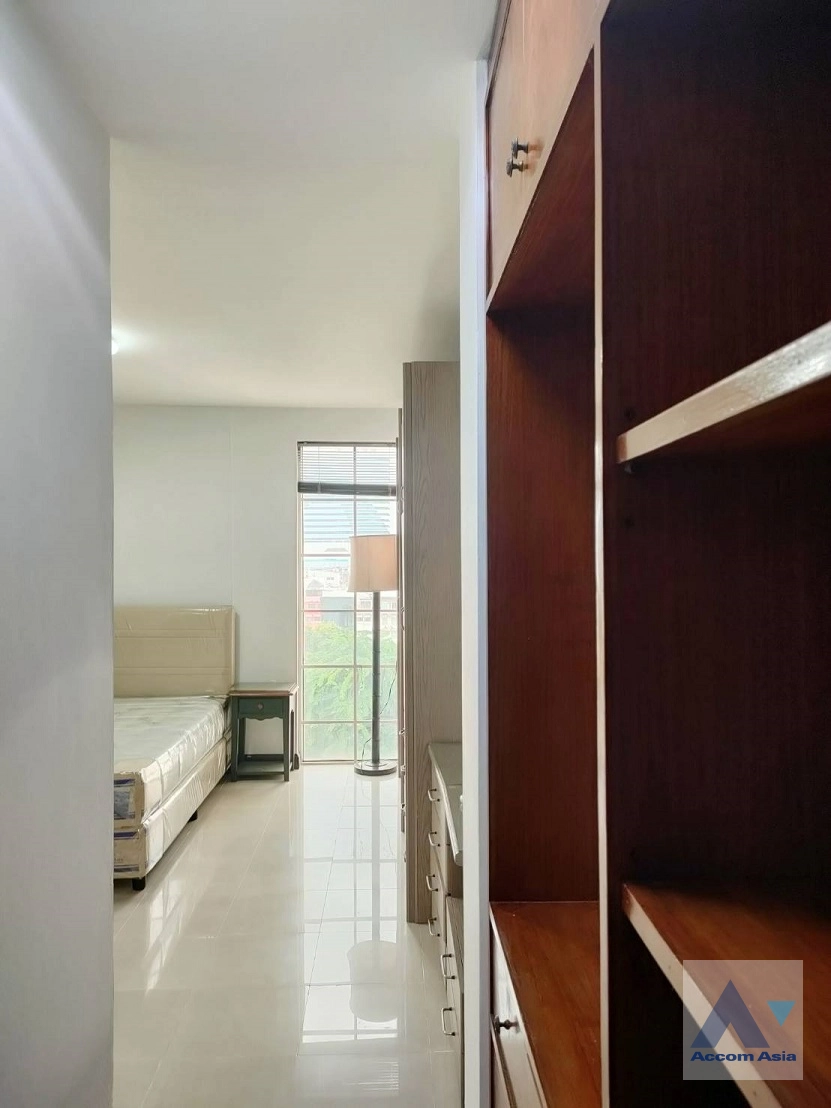 11  2 br Condominium for rent and sale in Sukhumvit ,Bangkok BTS Nana at The Heritage AA44629