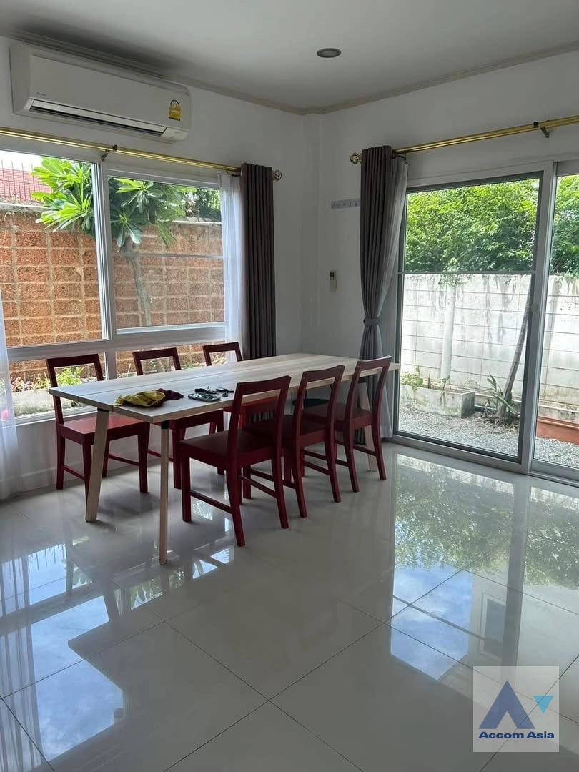 unit 3 Bedrooms  House For Rent & Sale in Samutprakan, Samutprakan  (AA44631)