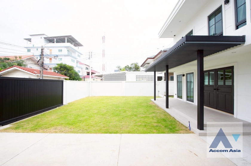  1  4 br House for rent and sale in Pattanakarn ,Bangkok  AA44633