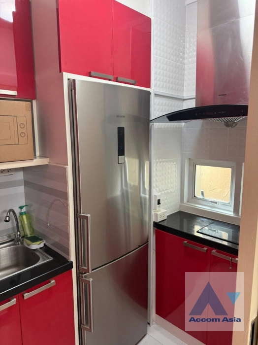 unit 3 Bedrooms  House For Rent in Pattanakarn, Bangkok  near BTS On Nut (AA44635)