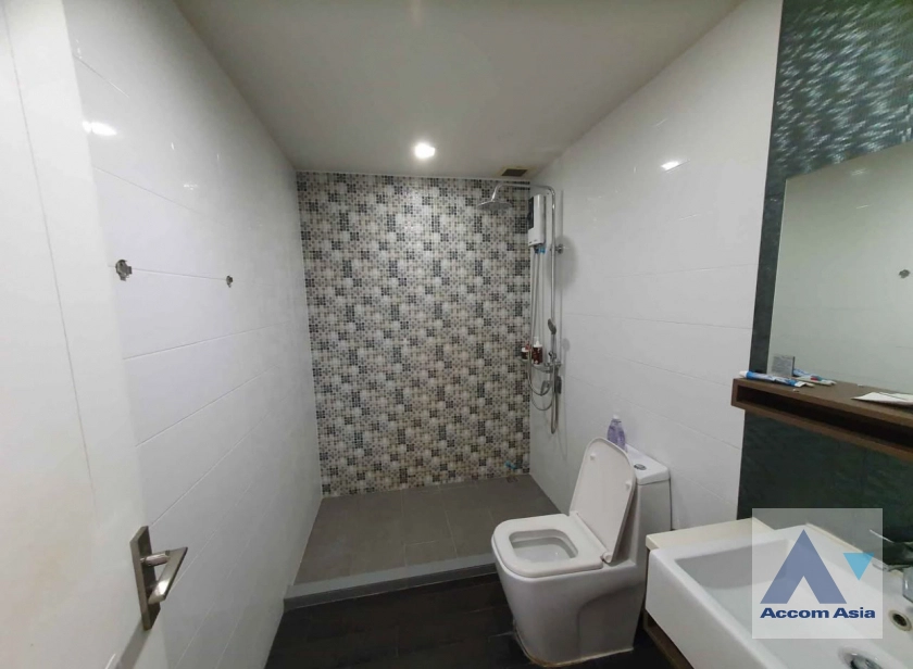 10  3 br Townhouse for rent and sale in Samutprakan ,Samutprakan BTS Bang Na at Plex Bangna AA44636