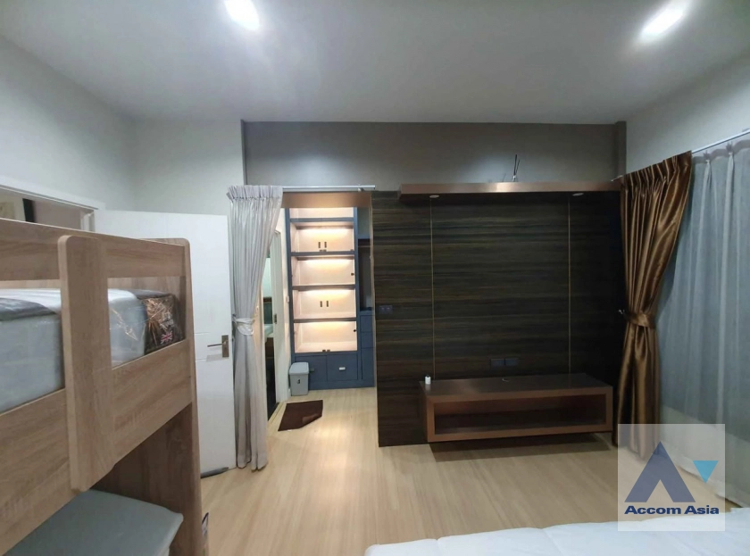 9  3 br Townhouse for rent and sale in Samutprakan ,Samutprakan BTS Bang Na at Plex Bangna AA44636