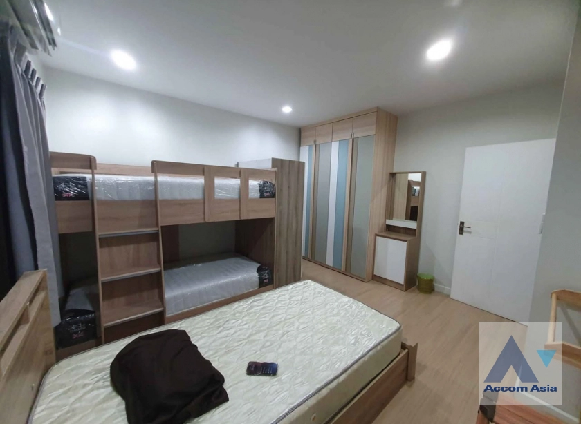 7  3 br Townhouse for rent and sale in Samutprakan ,Samutprakan BTS Bang Na at Plex Bangna AA44636