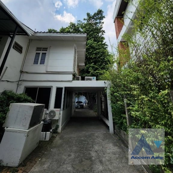 7  6 br House For Rent in Phaholyothin ,Bangkok BTS Ari AA44638