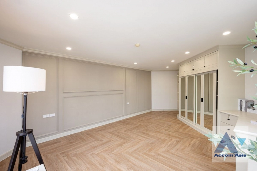 30  3 br Condominium For Sale in Sukhumvit ,Bangkok  at Waterford Park  AA44639