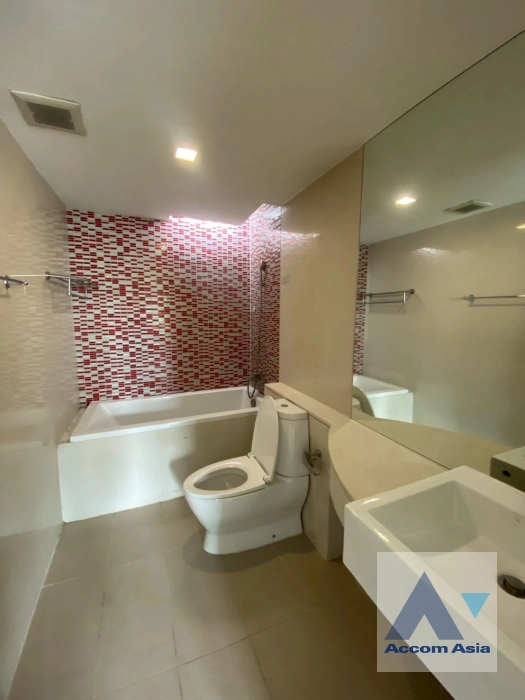 5  1 br Condominium for rent and sale in Sukhumvit ,Bangkok BTS Ekkamai at Le Nice Ekamai AA44643