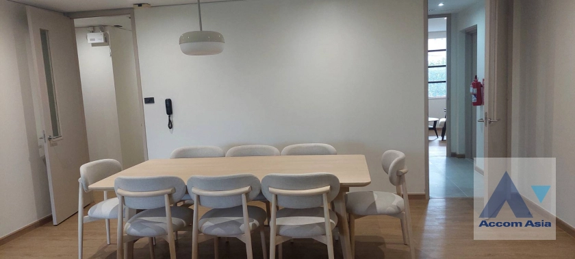 5  4 br Apartment for rent and sale in Sathorn ,Bangkok BTS Sala Daeng - MRT Lumphini at Children Dreaming Place - Garden AA44645