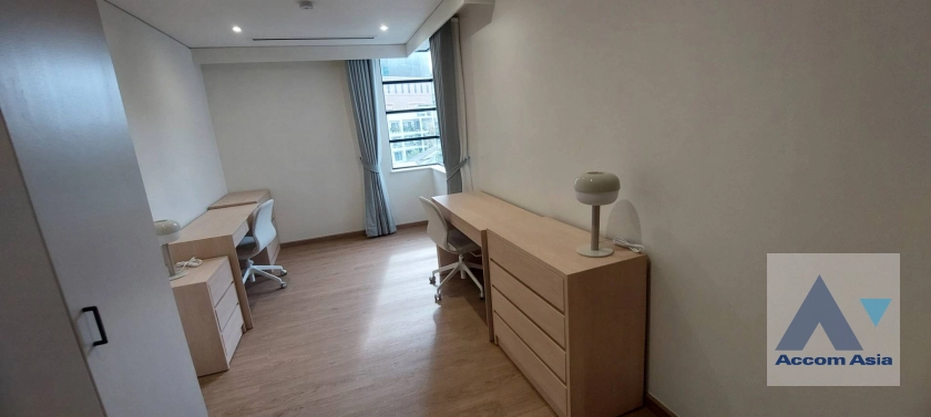 15  4 br Apartment for rent and sale in Sathorn ,Bangkok BTS Sala Daeng - MRT Lumphini at Children Dreaming Place - Garden AA44645